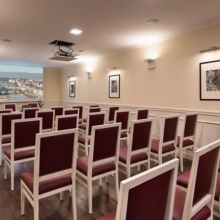 Hotel Executive 4*