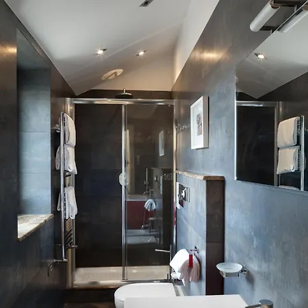 Hotel Executive 4*